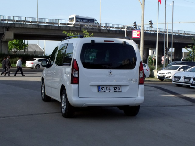 Trabzon Kiralık Peugeot Partner #05