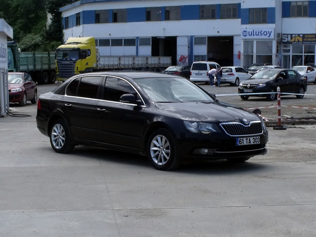 Trabzon Kiralık Skoda Superb #02